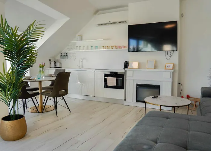 Elisabeth White With Parking Apartament Budapesta